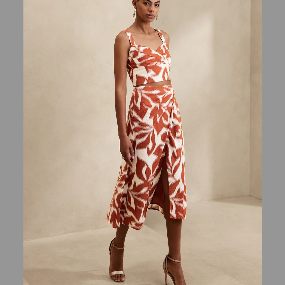 BR Linen-Blend Skirt and Crop Top Floral Two-Piece Set** 🌼 - Picture 2 of 11
